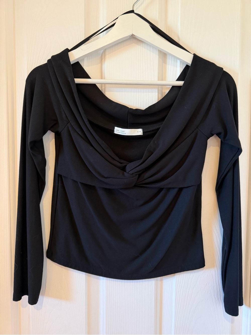 OAK + FORT Black Off Shoulder Twist Front Crop Top M